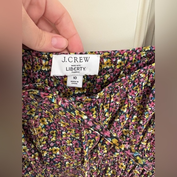 J.Crew Cinched-waist organic cotton top in Liberty® Busy Izzy fabric Size 10 - Picture 3 of 10